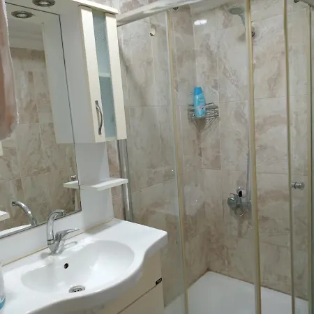 Silkroad Kent Aparthotel *